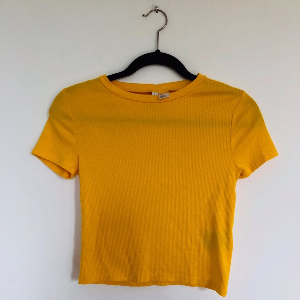 Bright Fitted Crop Top 🤩